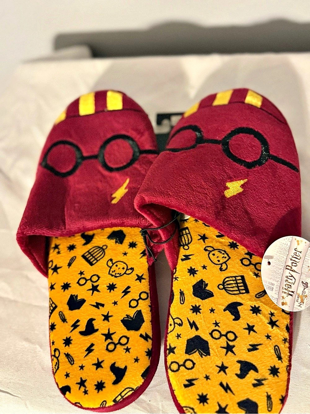 Harry Potter Slippers Red & Yellow